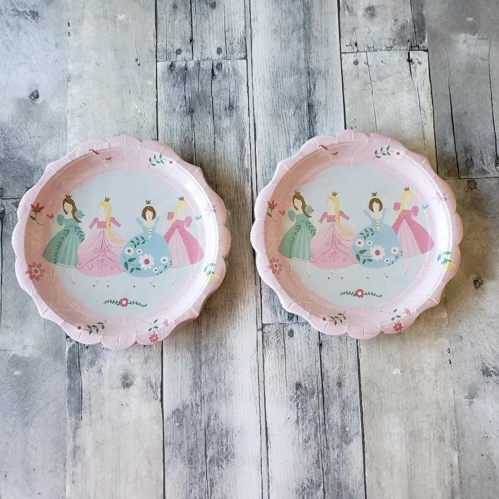 NWT - (set of 24) Meri Meri Paper Plates I'm A Princess (set of 24)